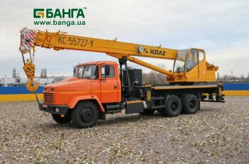 ТОВ «Феррострой» отримали 25-тонні автокрани КрАЗ