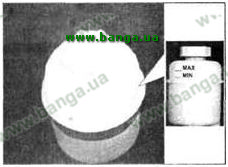 Проверка уровня масла в бачке системы ГУР ГАЗ-3309