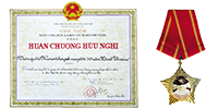 14 декабря 1980 года за оказанную помощь Вьетнаму Кременчугский завод был удостоен вьетнамского ордена Дружбы народов